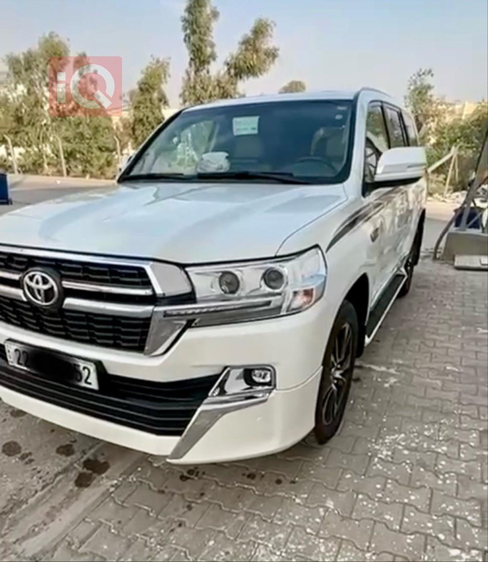 تويوتا لاندكروزر